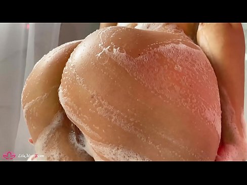 ❤️ Brunetka masturbira pičko z vibratorjem do intenzivnega orgazma pod tušem ☑ Porno na sl.basseyn-vsem.ru